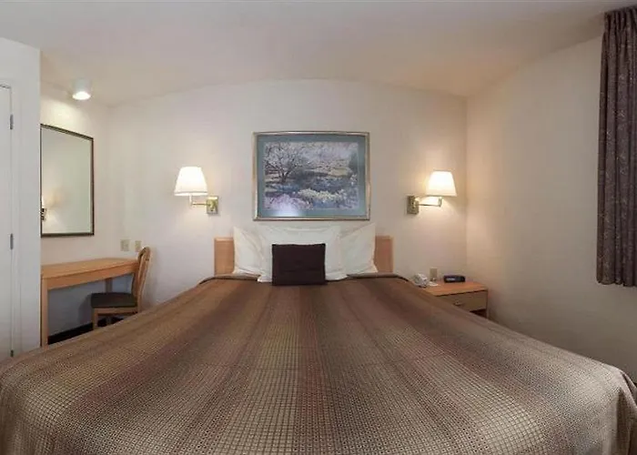 Hotel Sonesta Simply Phoenix 2*